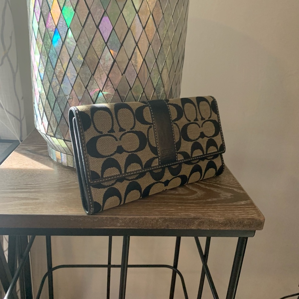 Coach black wallet with classic coach design